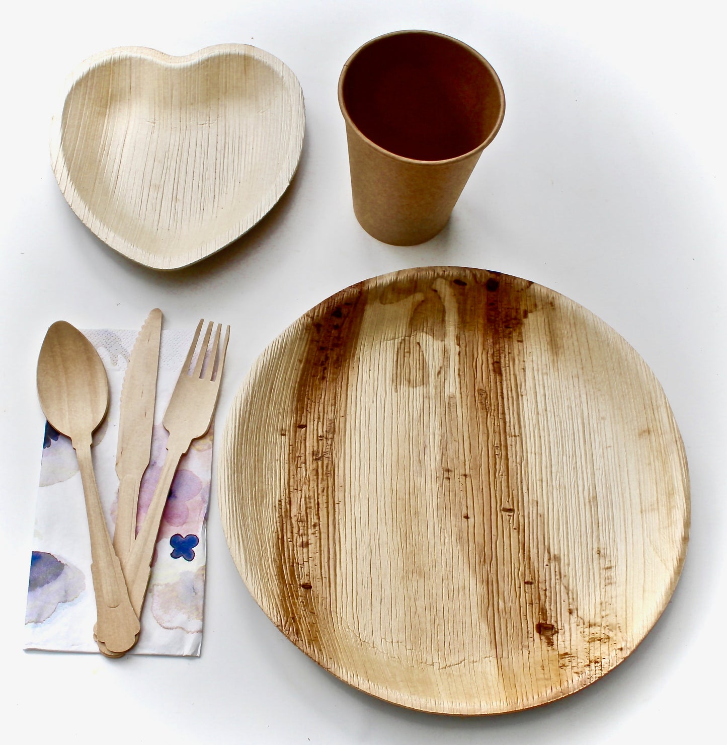 Complete Dining Set - 10 Round Plates (10") + 10 Heart Plates (6") + 10 Cups + 30 Wooden Utensils + 50 Napkins - 110pc - Biodegradable