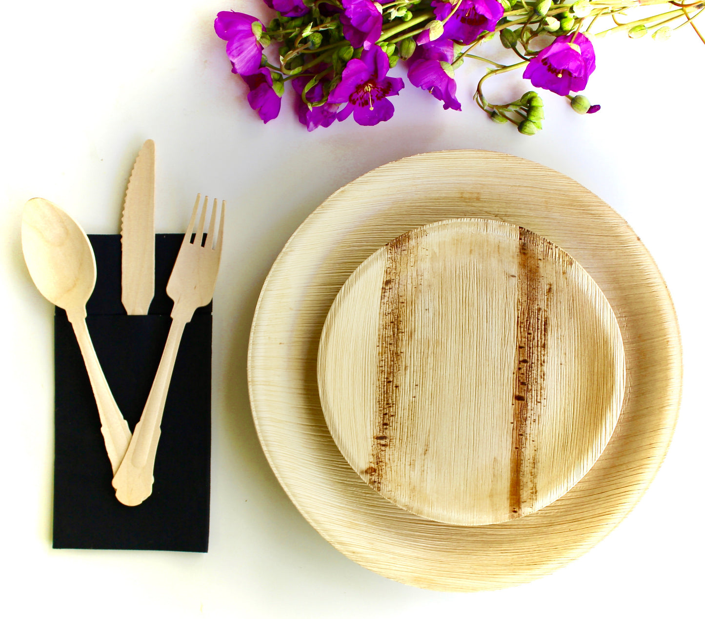 Disposable palm leaf fsquer plate Natural Sustainable 25 pices 10" round 25 pic 8" Round 25 pic bowl and 75 pic wooden Brich cutlery