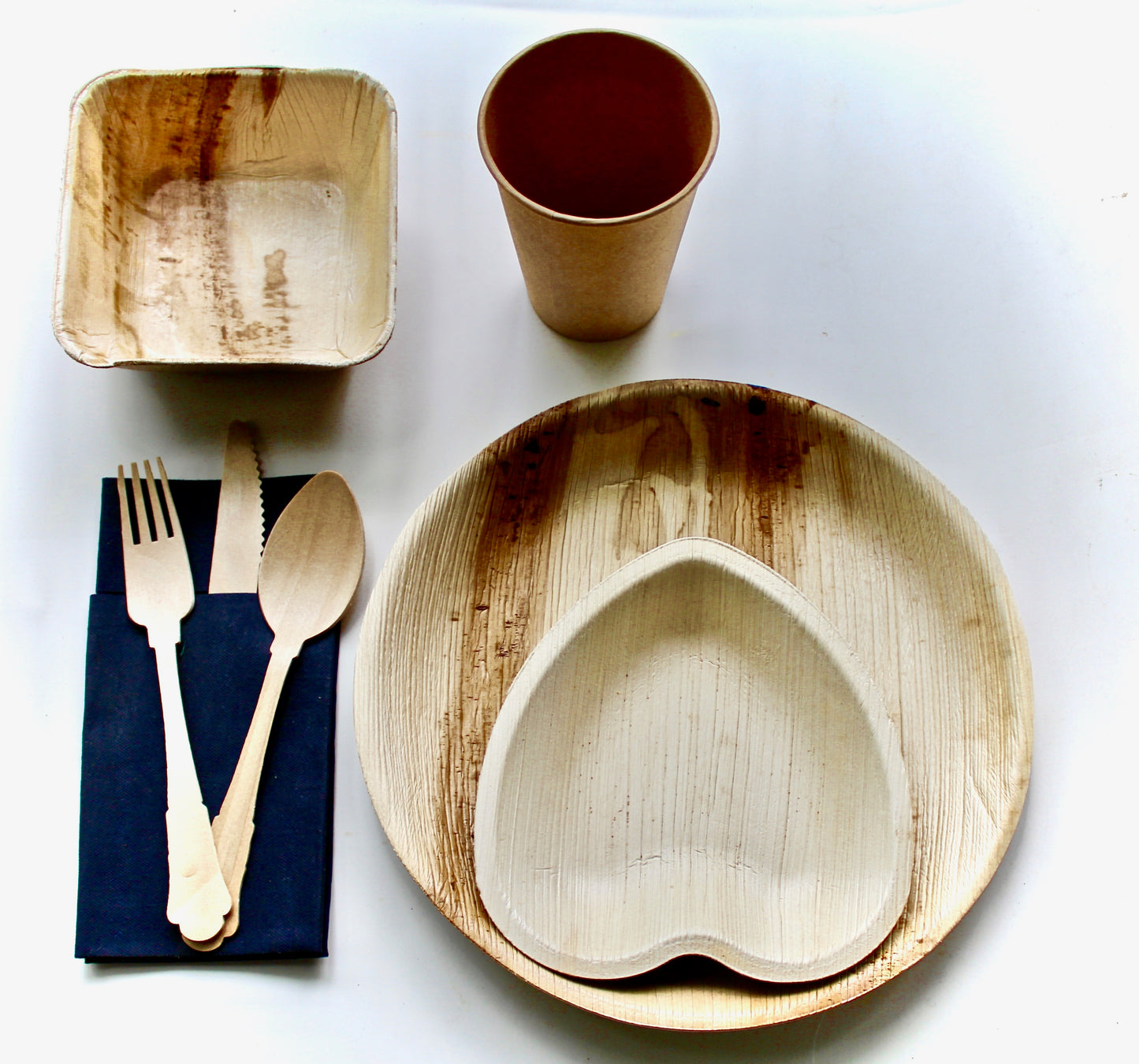 Disposable plates 25 pices 10" Round and 25 bowl 6"heart and 75 set cutlery wooden Brich compostable and Biodegradable heave duty