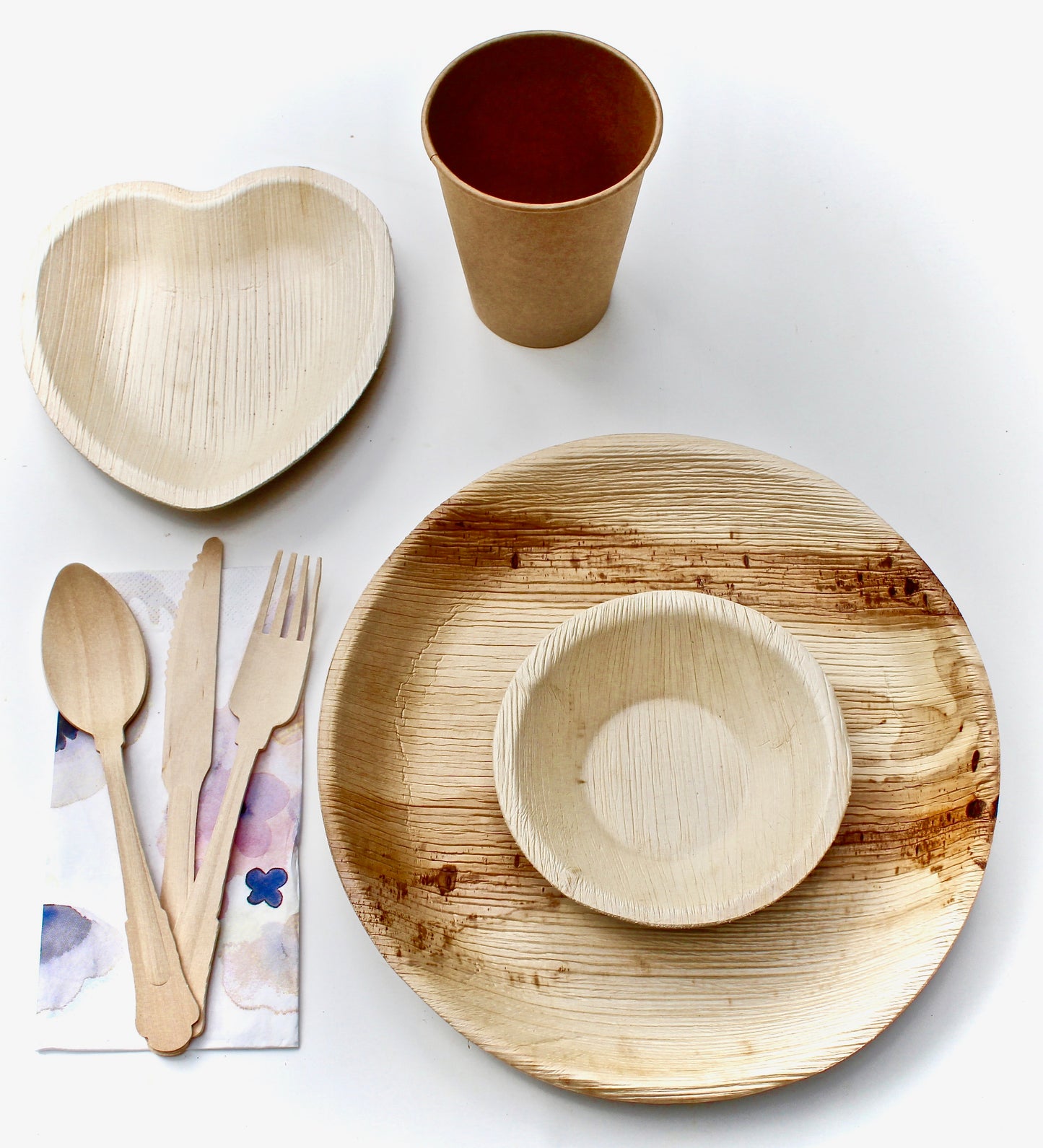 Palm Leaf Plate 20 Pic Round 10" - 20 pic Sea Grape 7" - 20 Pic Heart 6" - 20 Pic Cup - 20 Pic Napkin - 60 Pic Utensils