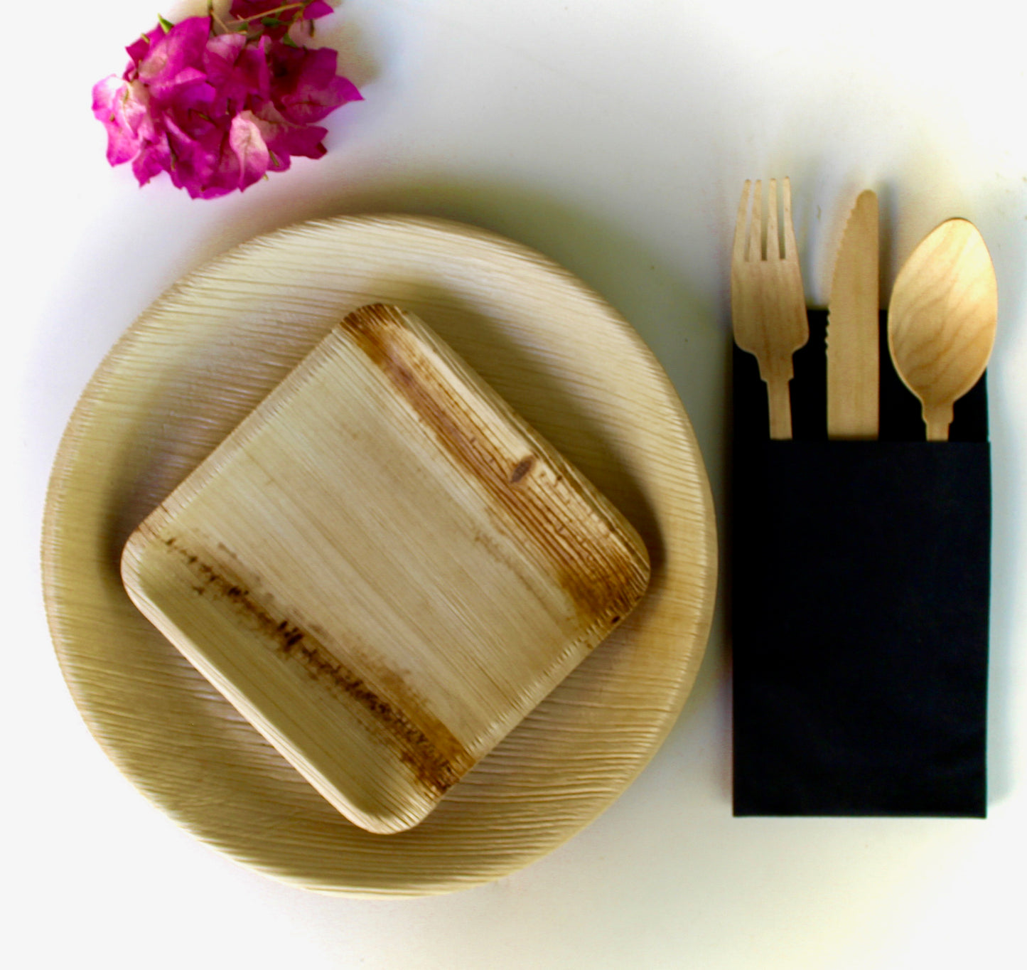 Palm Leaf plates 10 Pice 10" Round  - 10 pic 6" square  - 30 Pic cutlery  and 10 pice Napkin